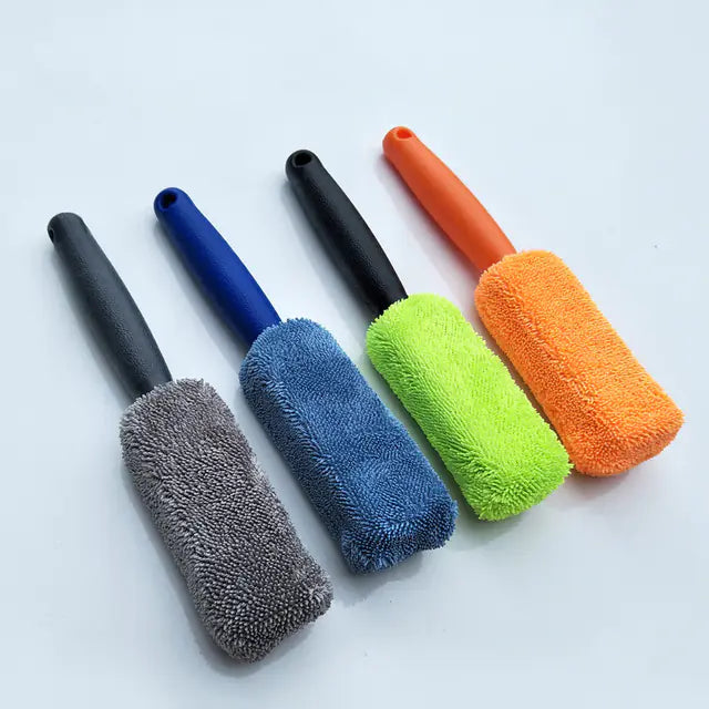 Microfiber Long Handle Tire Brush