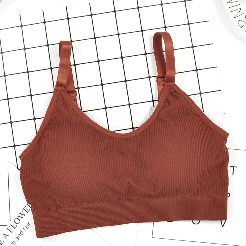 Underwire Sports Bra for Active Wear and Support