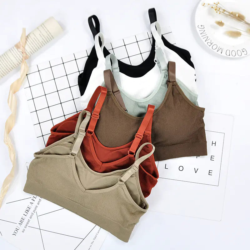 Underwire Sports Bra for Active Wear and Support